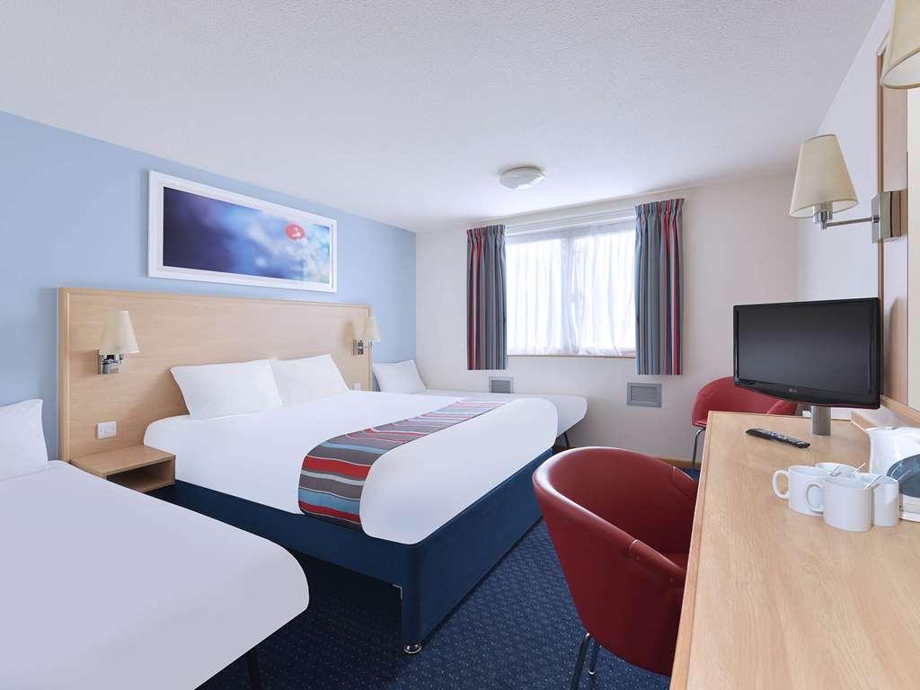 Travelodge Лъдлоу Стая снимка